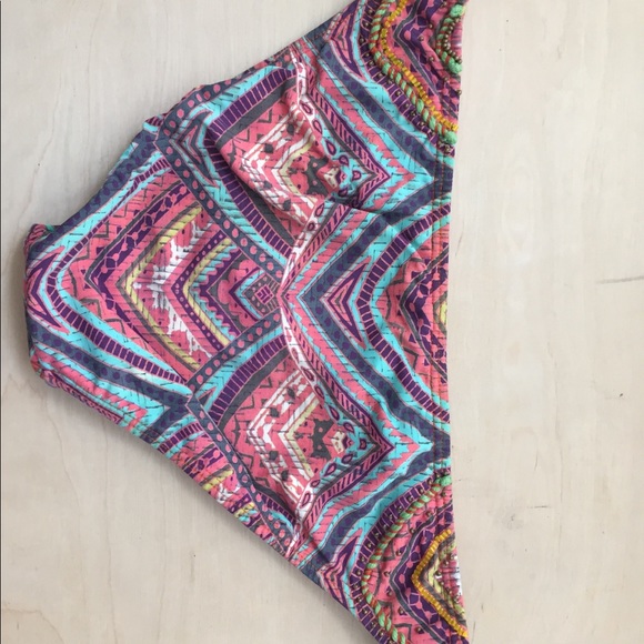 Sofia by Vix Shanti Embroidered Bikini - Picture 4 of 5